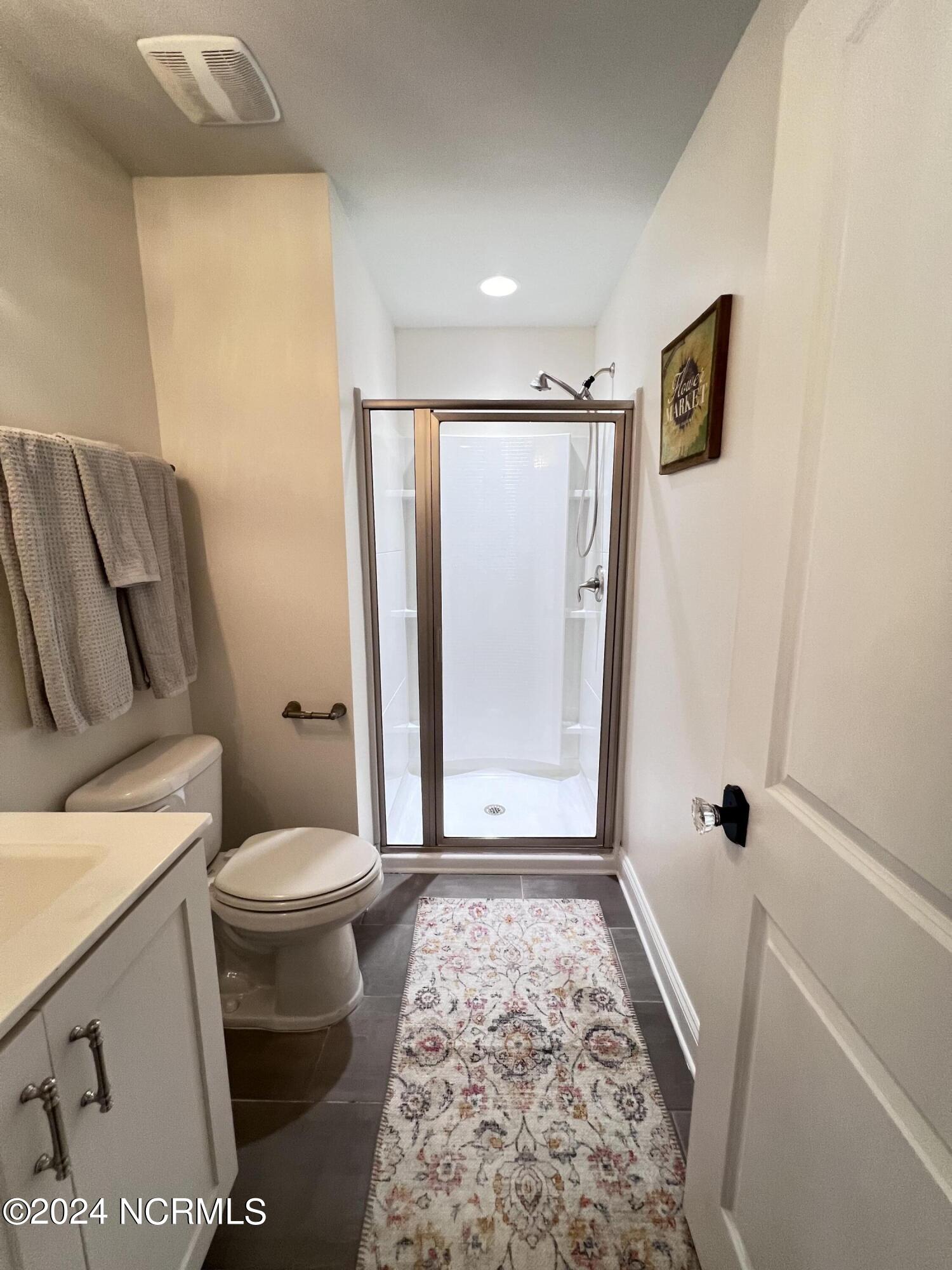 149 Great Oak Drive Hampstead, NC 28443 - Photo 25 of 38 Private full bath off bed 3