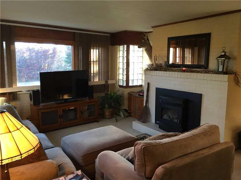 761 Highway 31 Ruffs Dale, PA 15679 - Photo 11 of 21 Family Room.