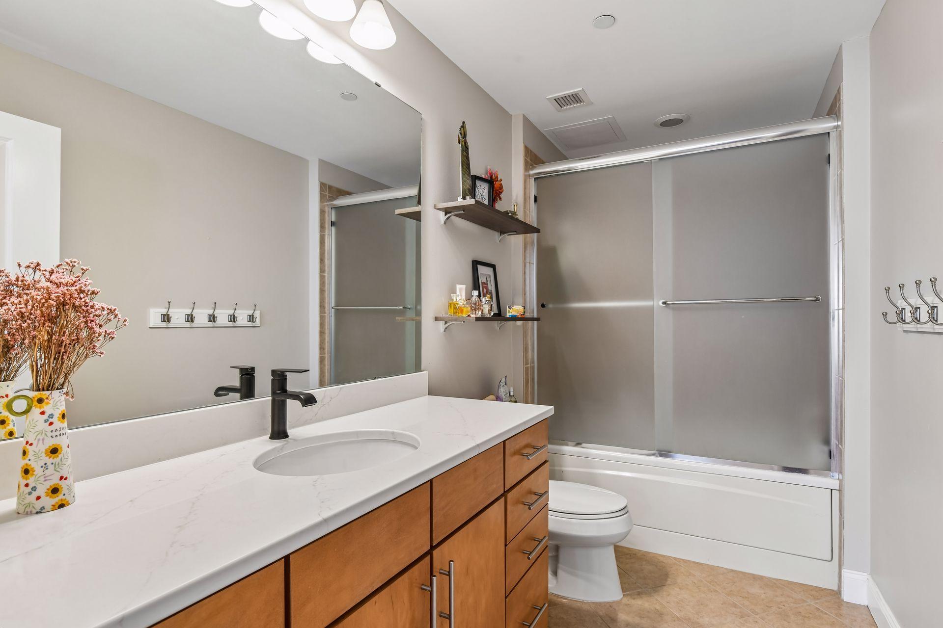 100 3rd Avenue South, Unit 606 Minneapolis, MN 55401 - Photo 17 of 49
