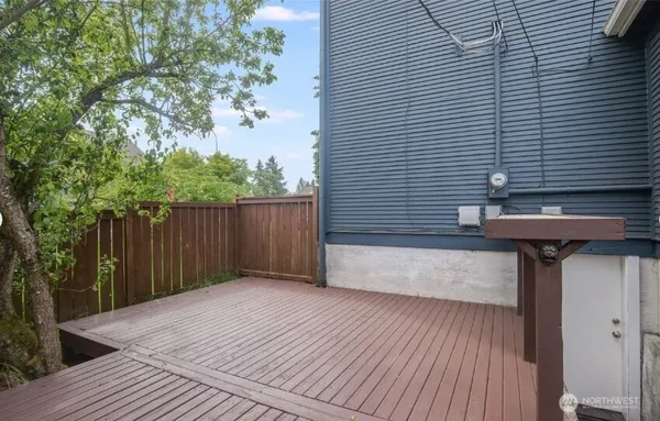 $529,000 | 409 South 34th Street, Tacoma, WA 98418