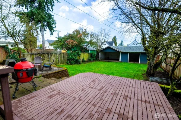 $529,000 | 409 South 34th Street, Tacoma, WA 98418