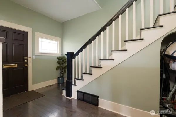 $529,000 | 409 South 34th Street, Tacoma, WA 98418