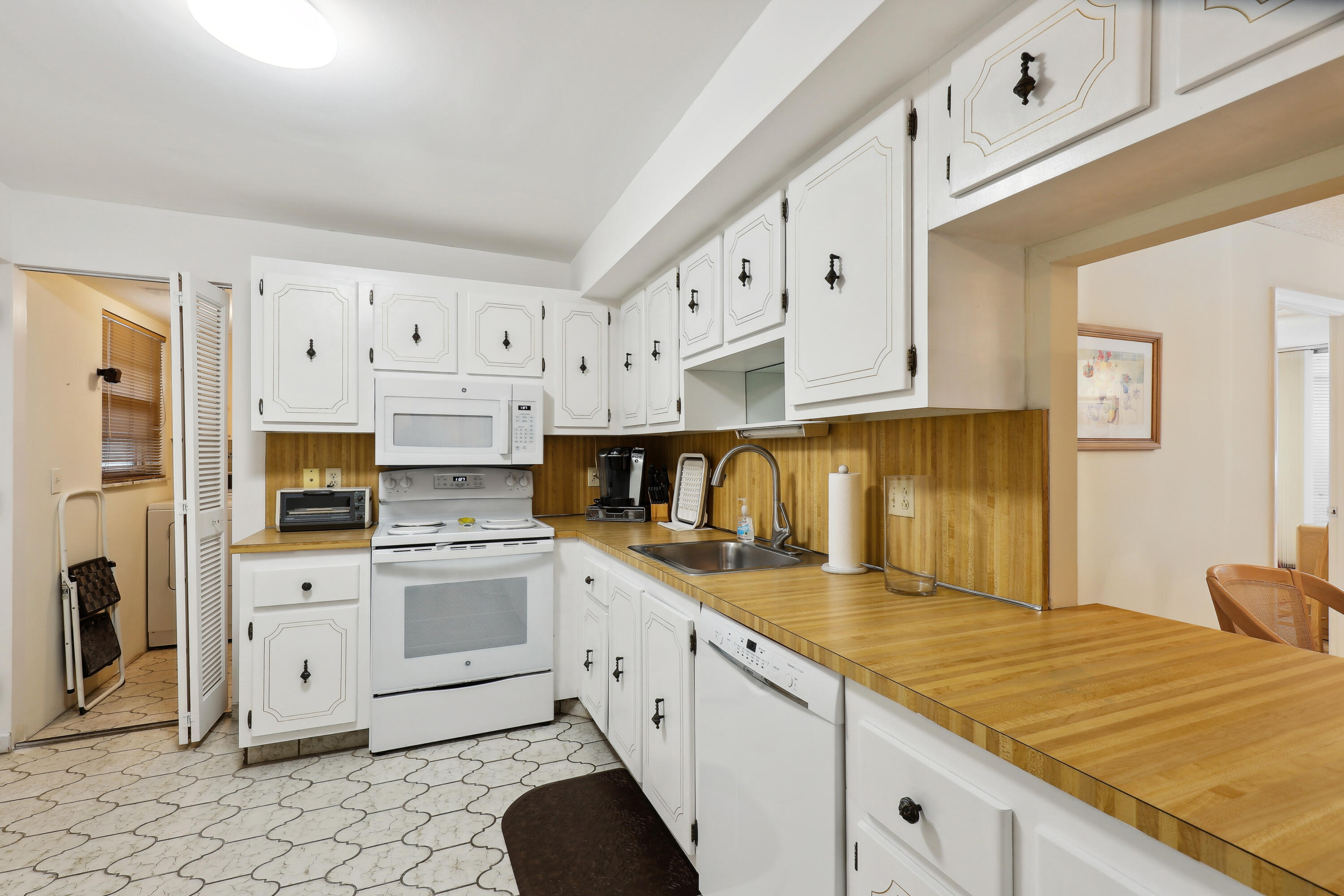 6000 Northwest 2nd Avenue, Unit 339 Boca Raton, FL 33487 - Photo 2 of 14 shoootin-photo-1