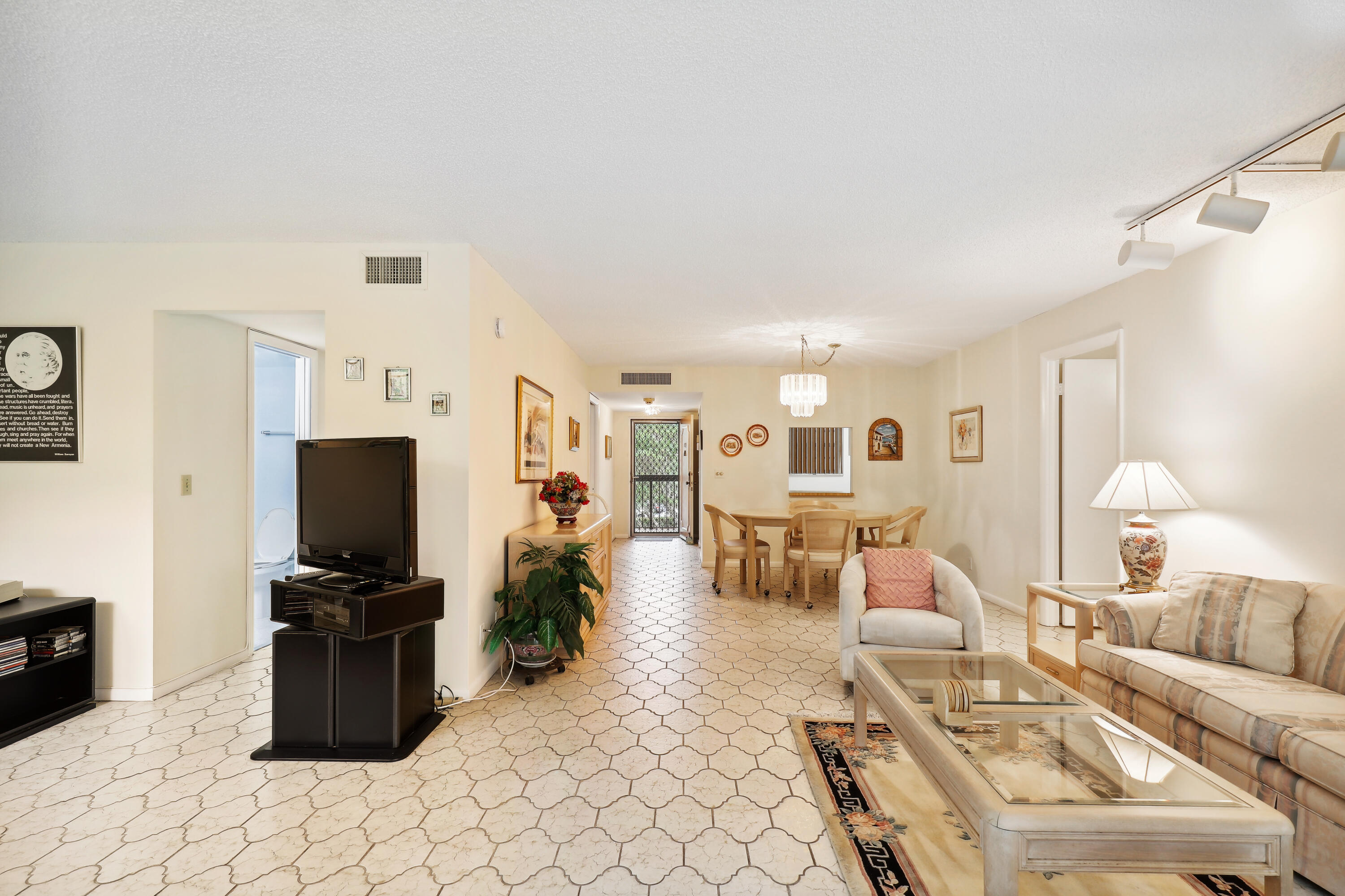 6000 Northwest 2nd Avenue, Unit 339 Boca Raton, FL 33487 - Photo 7 of 14 shoootin-photo-7