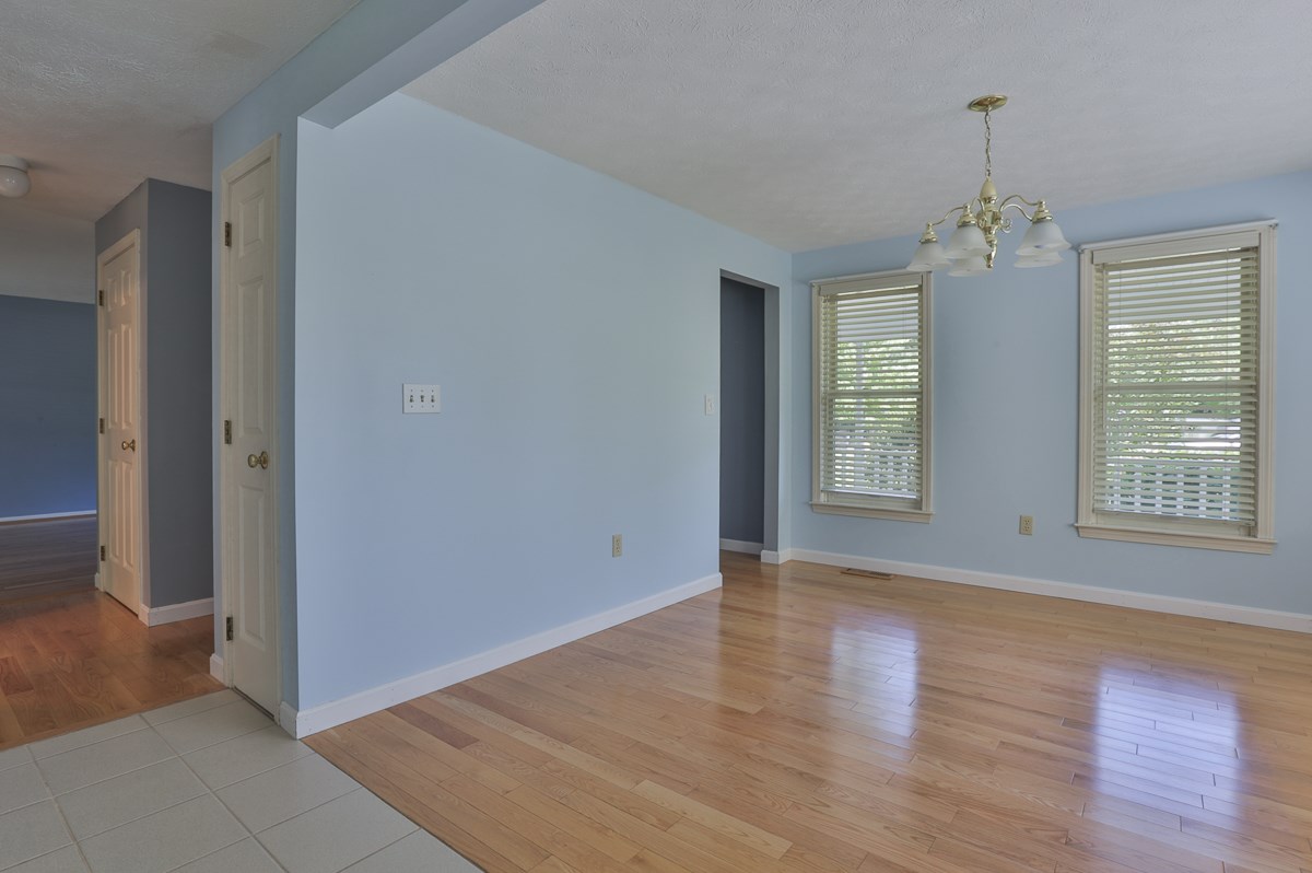 103 Lund Road Nashua, NH 03060 - Photo 11 of 22