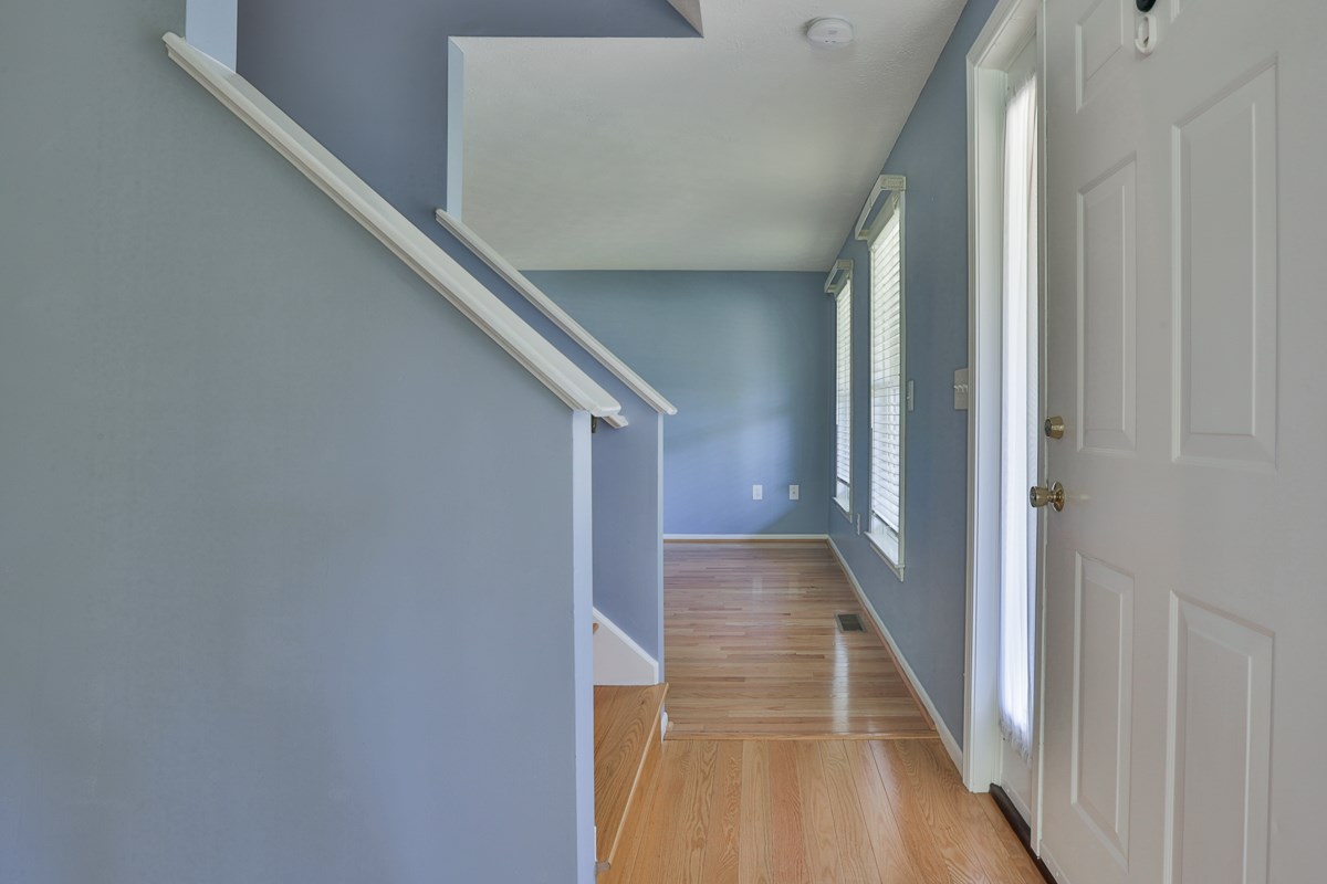 103 Lund Road Nashua, NH 03060 - Photo 12 of 22