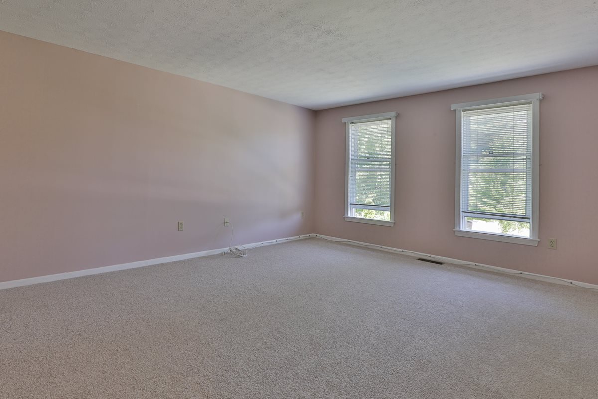 103 Lund Road Nashua, NH 03060 - Photo 18 of 22