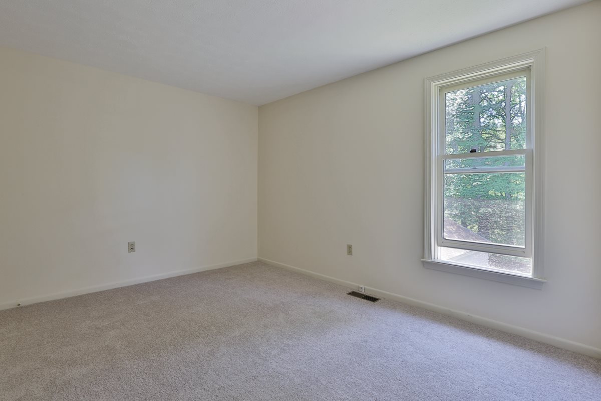 103 Lund Road Nashua, NH 03060 - Photo 19 of 22