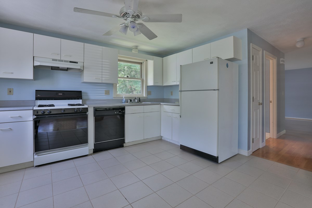 103 Lund Road Nashua, NH 03060 - Photo 5 of 22