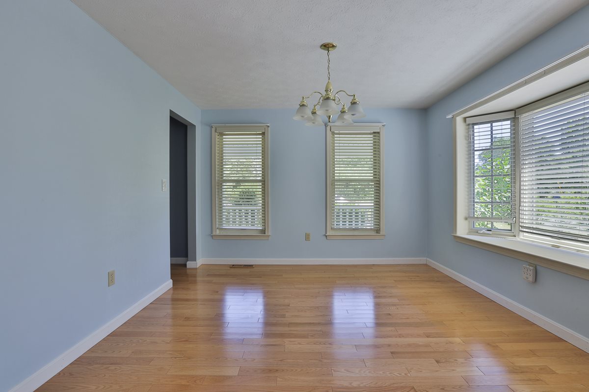 103 Lund Road Nashua, NH 03060 - Photo 8 of 22