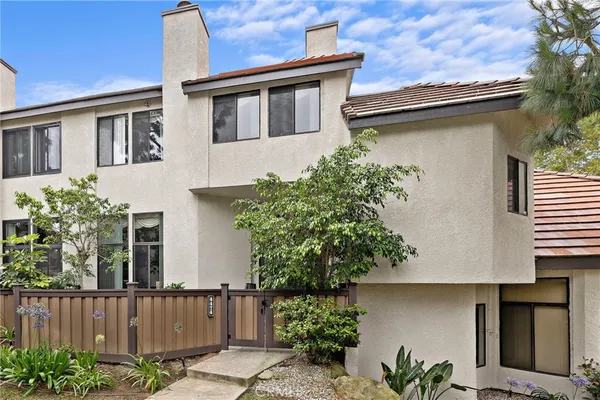 $1,018,000 | 4474 Emerald Street, Unit 31, Torrance, CA 90503