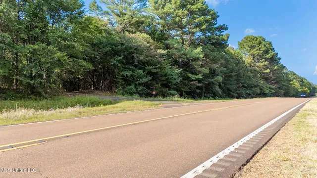 $289,000 | 266 Highway 310, Waterford, MS 38685