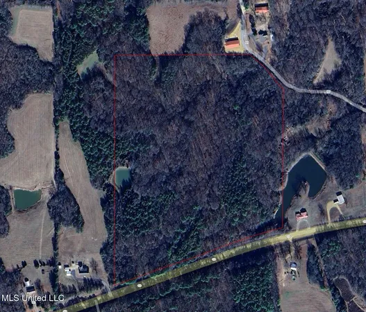 $249,900 | 266 Highway 310, Waterford, MS 38685