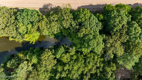 $249,900 | 266 Highway 310, Waterford, MS 38685