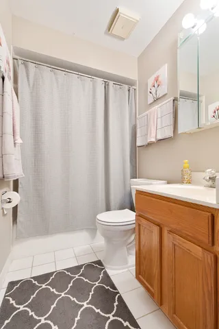 $189,000 | 9860 West 153rd Street, Unit 312, Orland Park, IL 60462