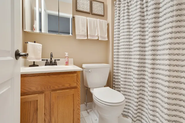 $189,000 | 9860 West 153rd Street, Unit 312, Orland Park, IL 60462