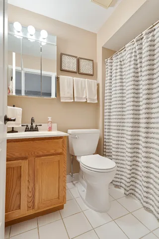 $189,000 | 9860 West 153rd Street, Unit 312, Orland Park, IL 60462