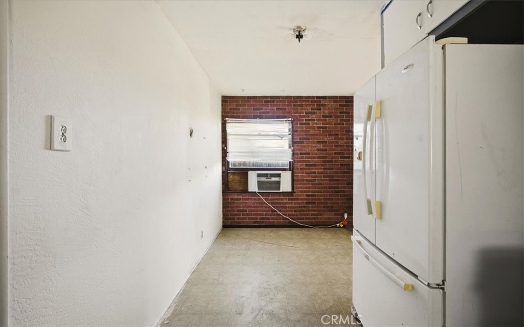 12073 Knoefler Drive Riverside, CA 92505 - Photo 17 of 24