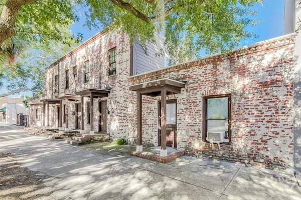 $1,600 | 512 East Liberty, Savannah, GA 31401