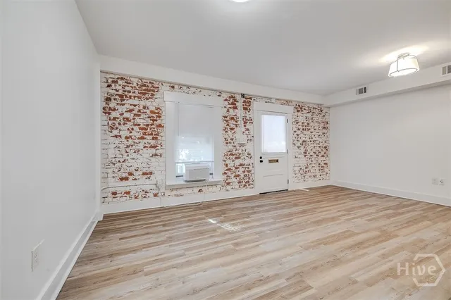 $1,750 | 512 East Liberty, Savannah, GA 31401