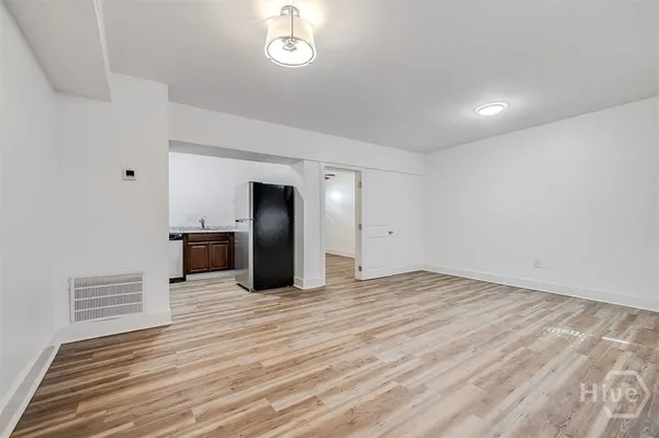 $1,600 | 512 East Liberty, Savannah, GA 31401