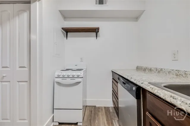 $1,750 | 512 East Liberty, Savannah, GA 31401