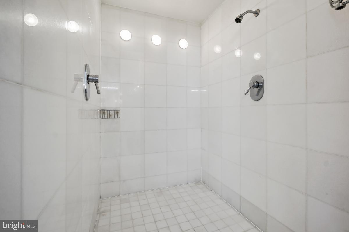 4620 Foxhall Crescent Northwest Washington, DC 20007 - Photo 28 of 45