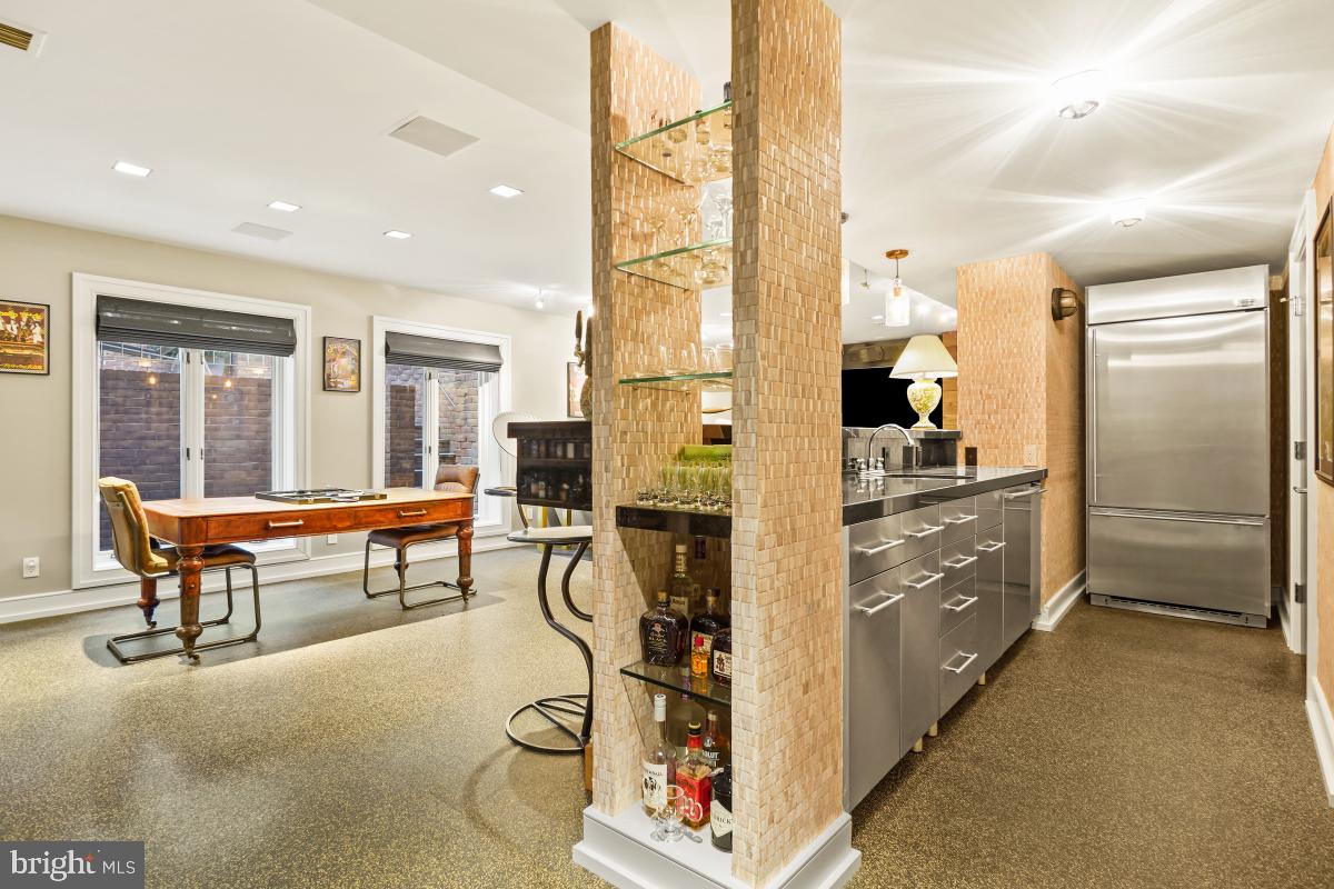 4620 Foxhall Crescent Northwest Washington, DC 20007 - Photo 31 of 45