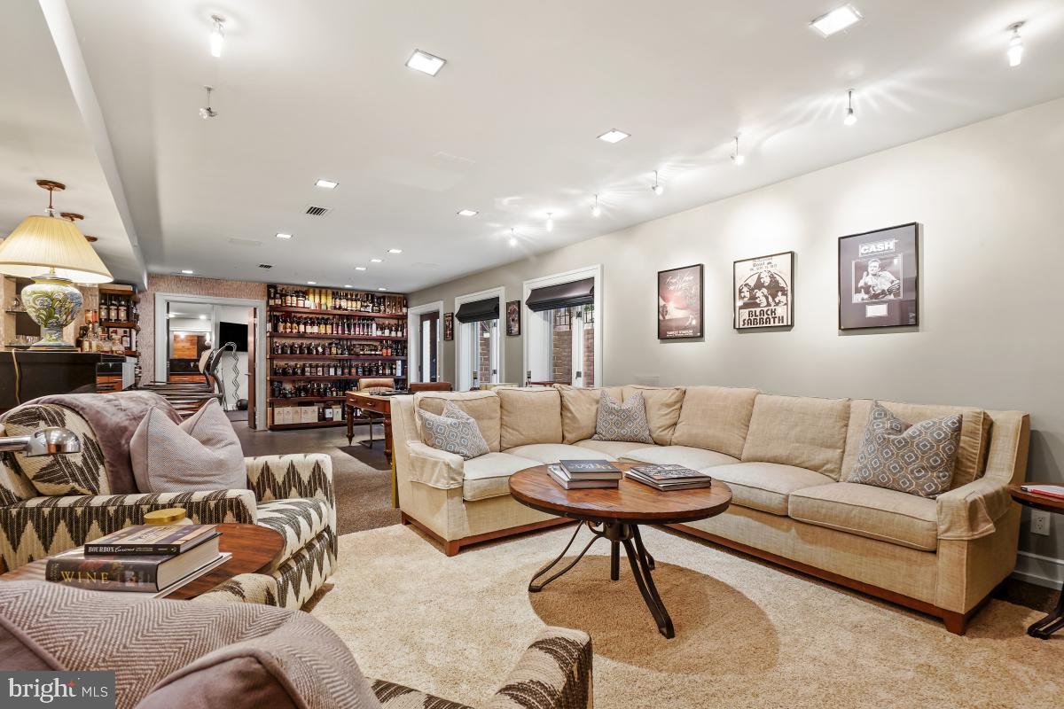 4620 Foxhall Crescent Northwest Washington, DC 20007 - Photo 34 of 45