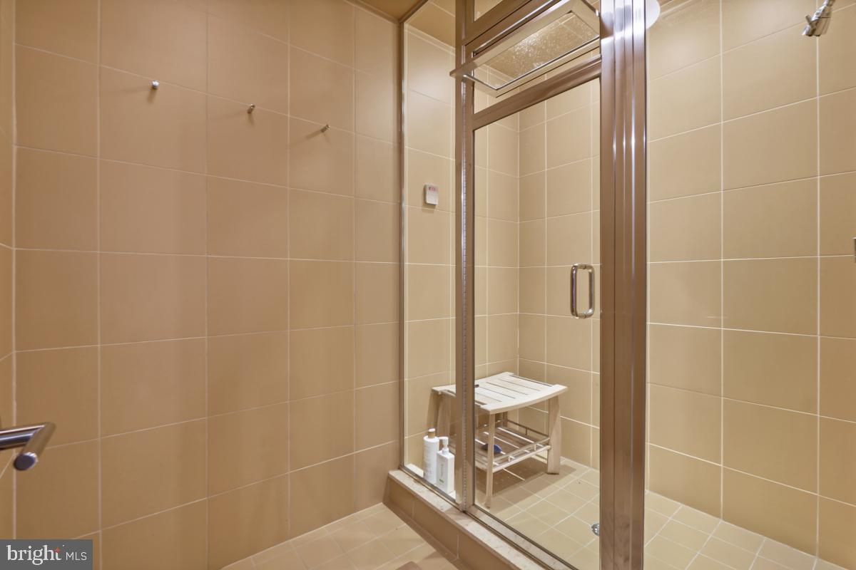 4620 Foxhall Crescent Northwest Washington, DC 20007 - Photo 38 of 45