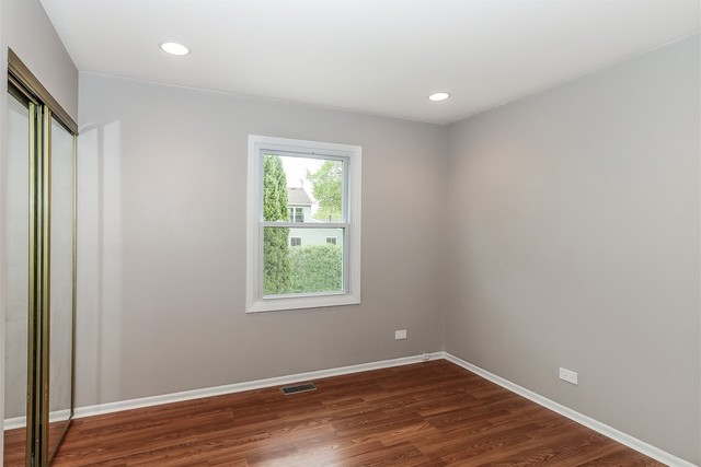 600 Thompson Boulevard Buffalo Grove, IL 60089 - Photo 20 of 25