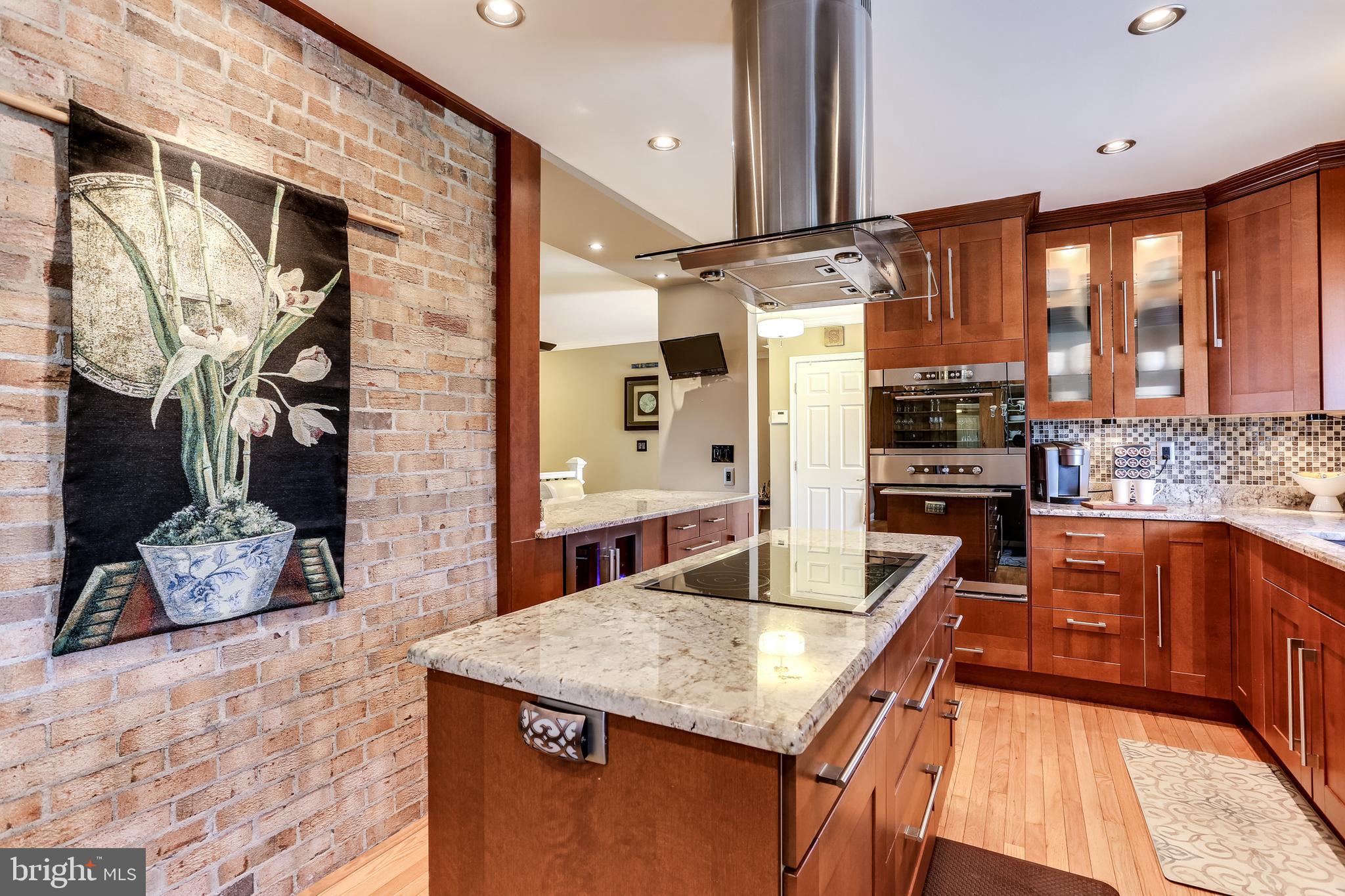 6412 Lochridge Road Columbia, MD 21044 - Photo 12 of 53 Stunning Kitchen Remodel