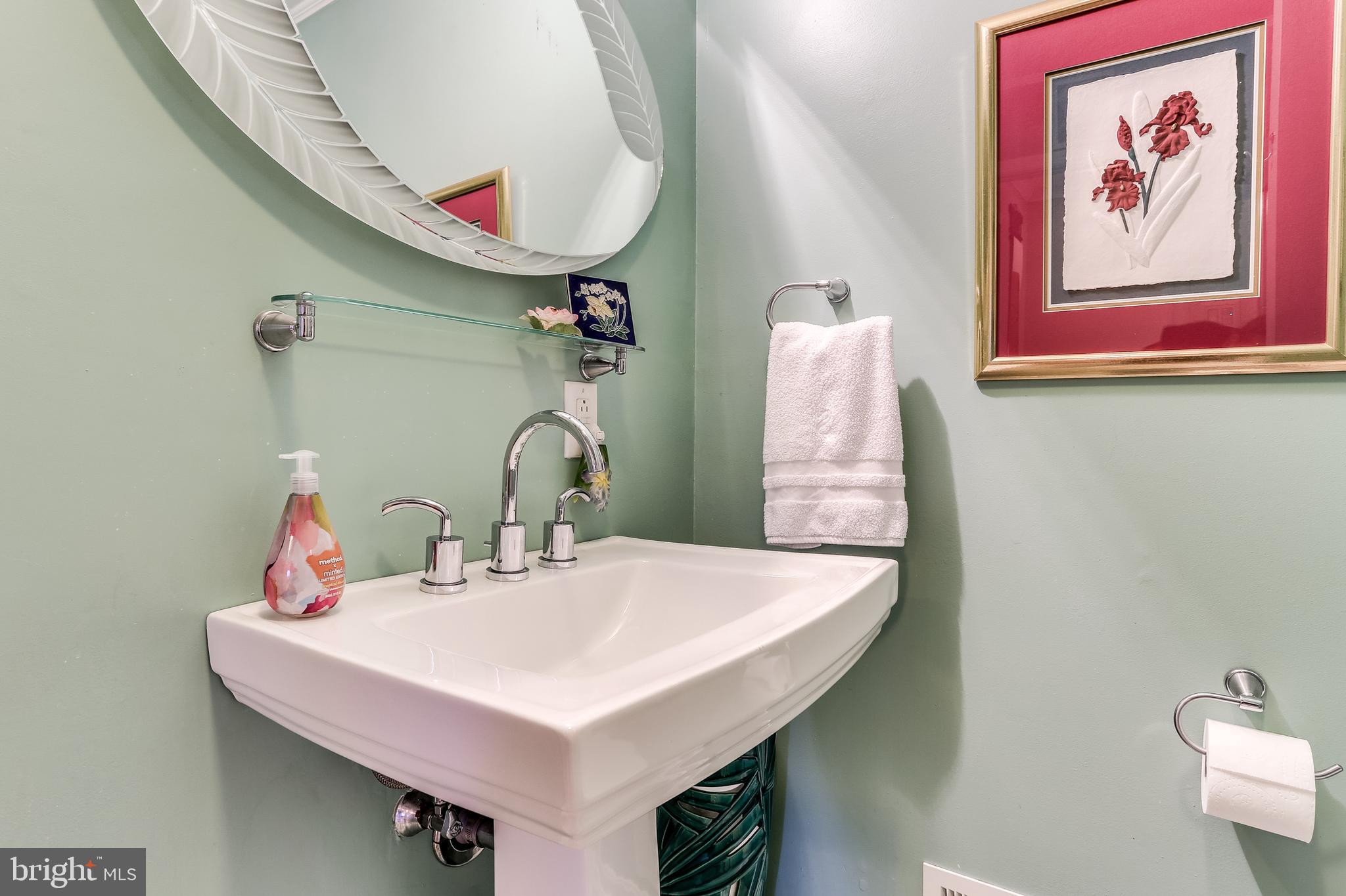 6412 Lochridge Road Columbia, MD 21044 - Photo 19 of 53 Full Bathroom