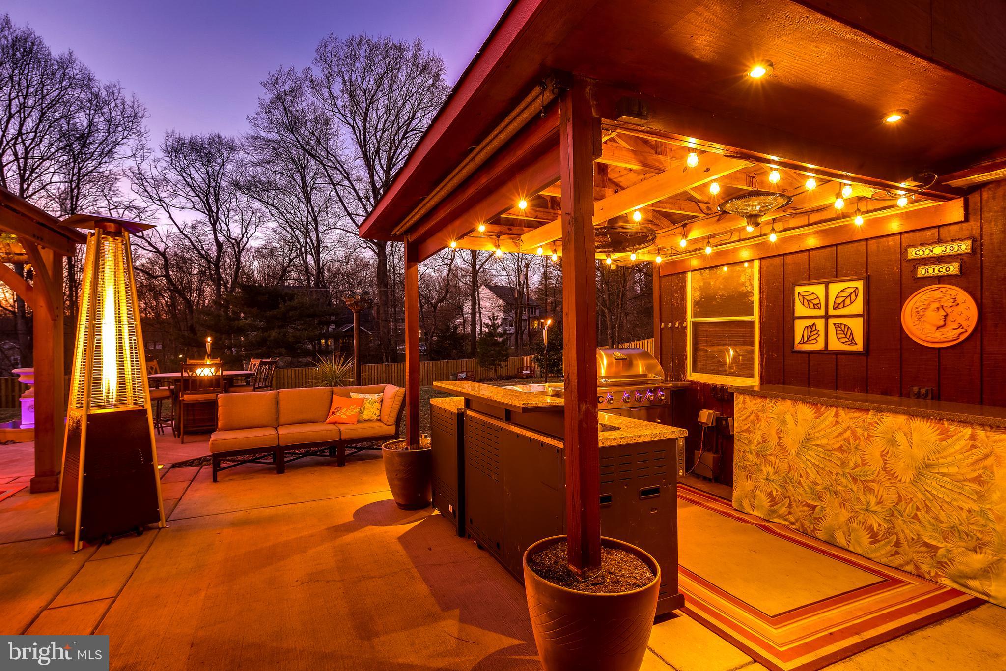 6412 Lochridge Road Columbia, MD 21044 - Photo 45 of 53 Back Patio