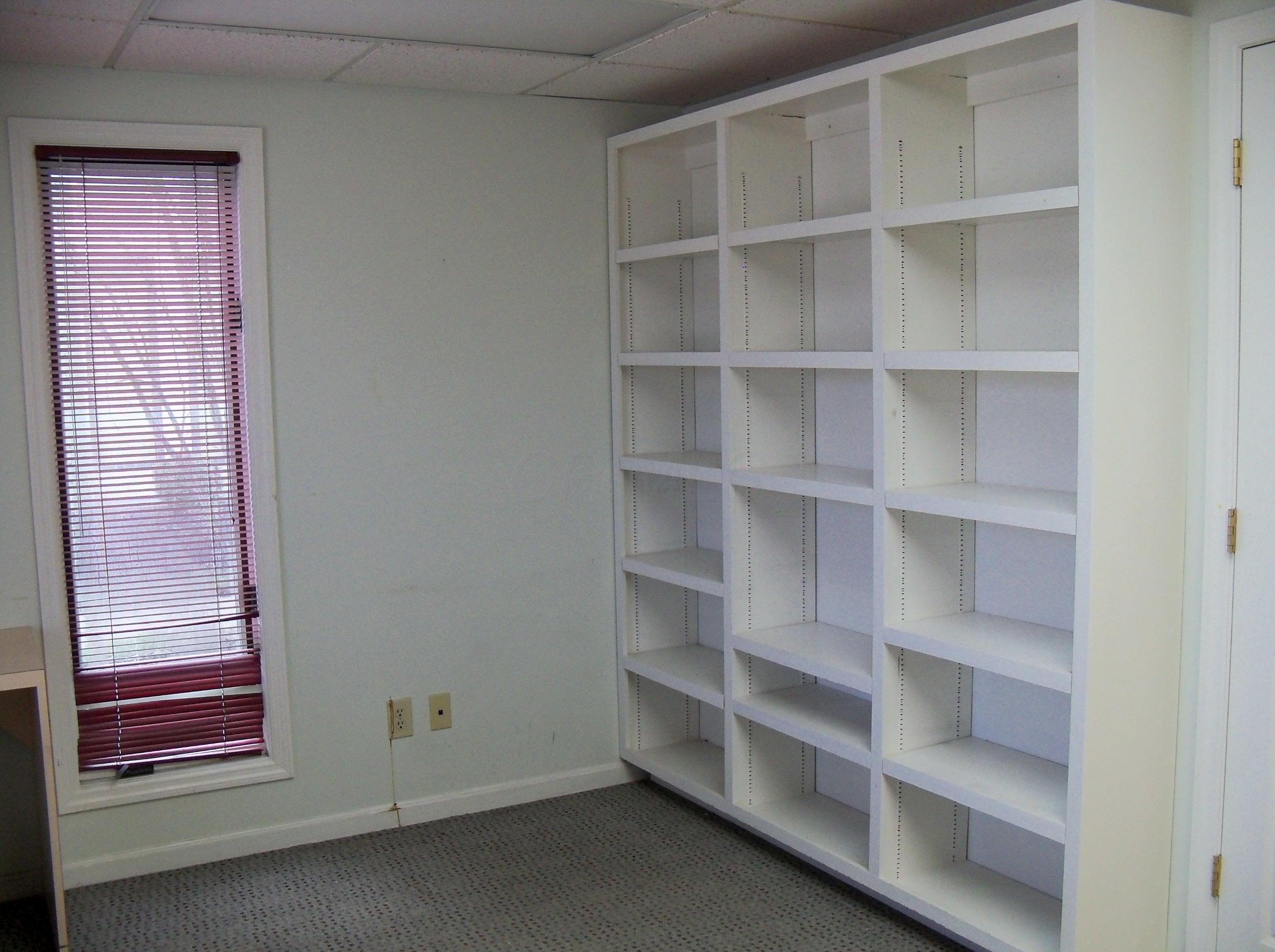 9200 Montgomery Road, Unit 7B Cincinnati, OH 45242 - Photo 4 of 17 100_7792