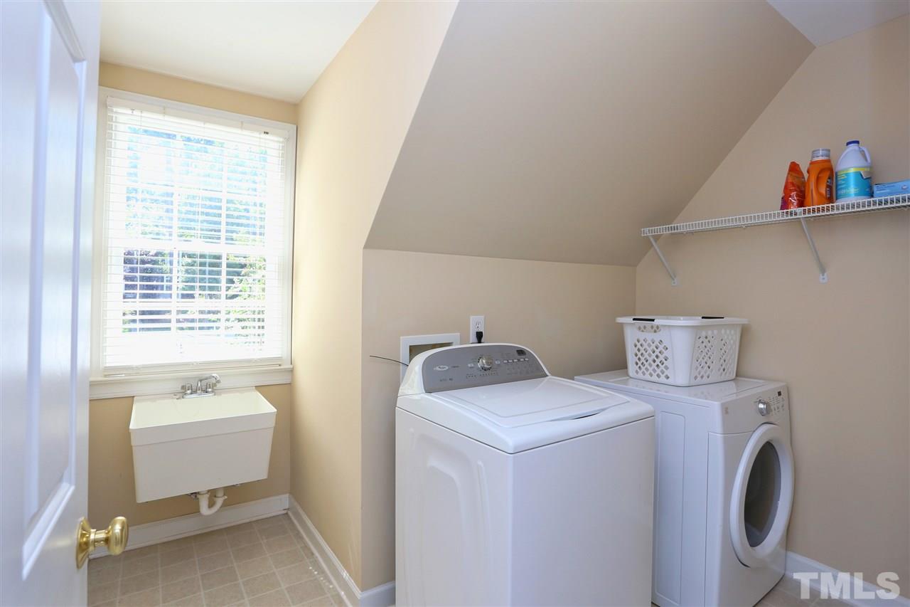 202 Manor Ridge Road Carrboro, NC 27510 - Photo 15 of 25 a utility room with dryer and washer