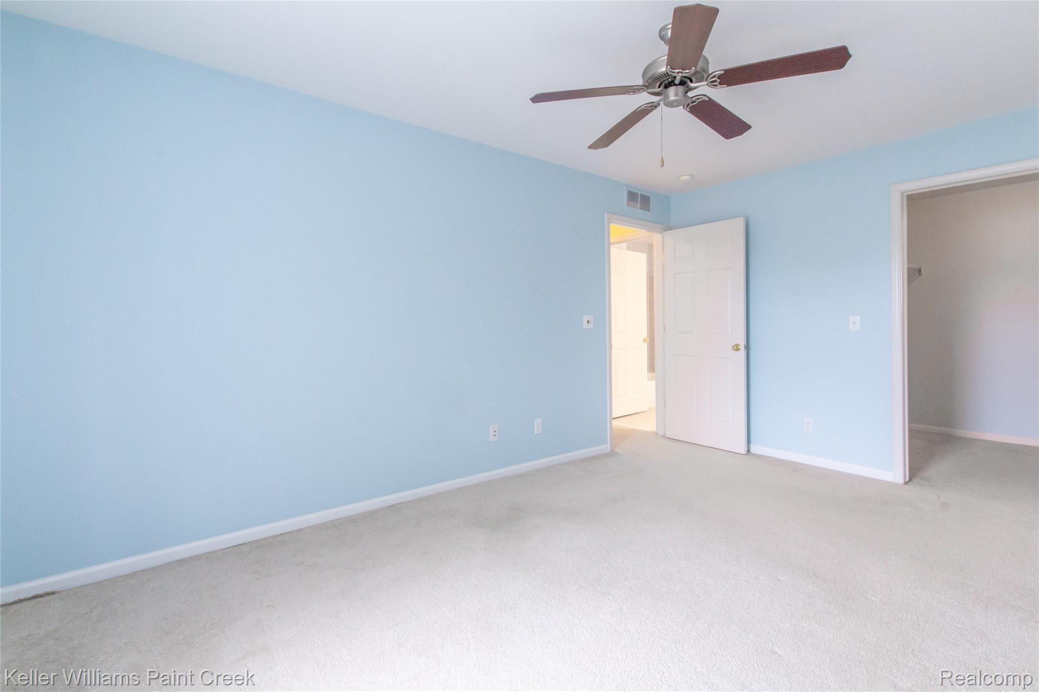 1934 Flagstone Circle Rochester, MI 48307 - Photo 30 of 36 08 guest bedroom 2.jpg