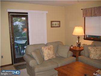 160 Friendship Road Drexel Hill, PA 19026 - Photo 5 of 12 Family Room