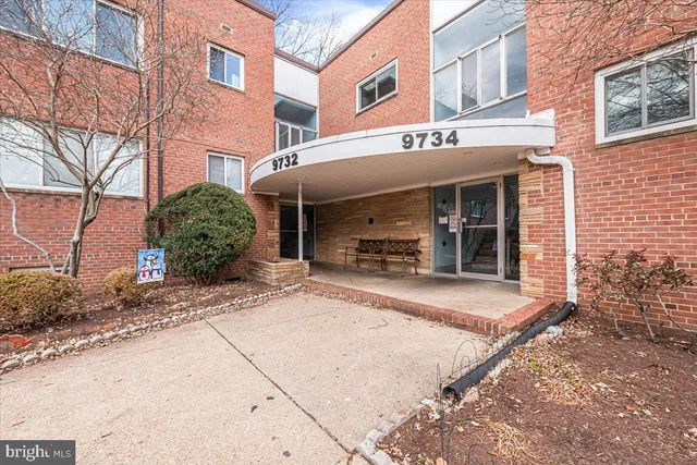 $287,000 | 9734 Glen Avenue, Unit 20197, Silver Spring, MD 20910