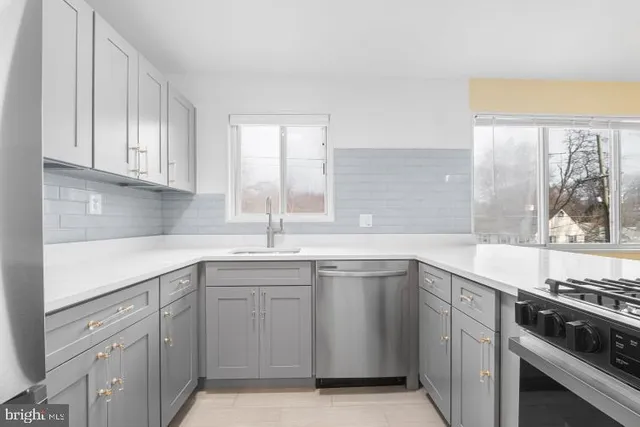$339,000 | 9734 Glen Avenue, Unit 20197, Silver Spring, MD 20910