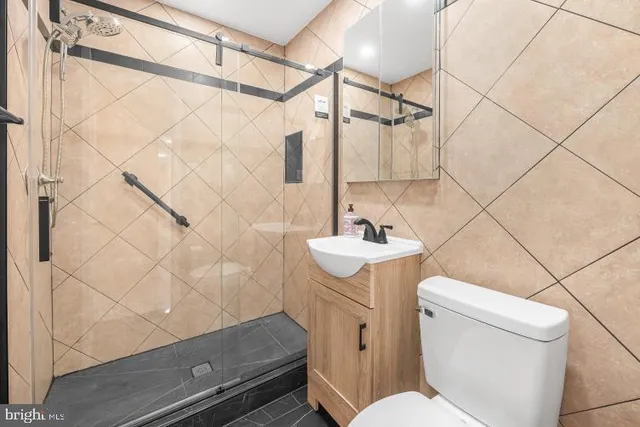 $287,000 | 9734 Glen Avenue, Unit 20197, Silver Spring, MD 20910