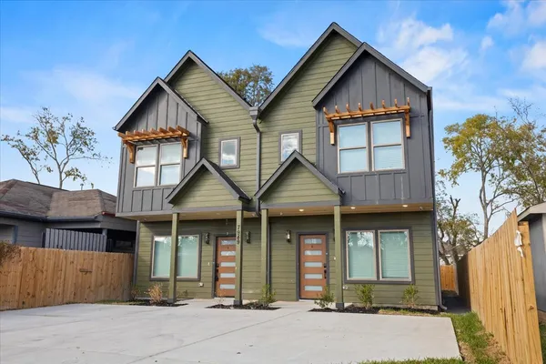 $1,950 | 7949 Attwater Street, Unit B, Houston, TX 77028