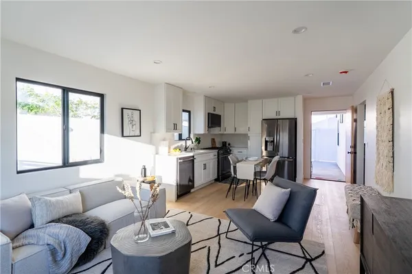 $1,649,000 | 1719 Landis Street, Burbank, CA 91504