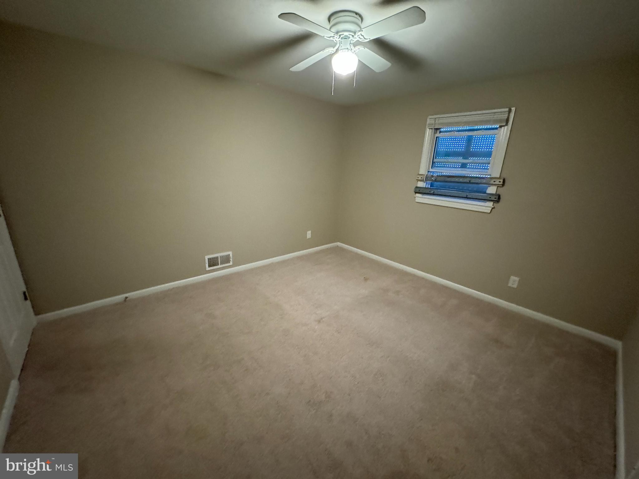 20 Rosedale Avenue Glen Burnie, MD 21061 - Photo 12 of 20 Bedroom