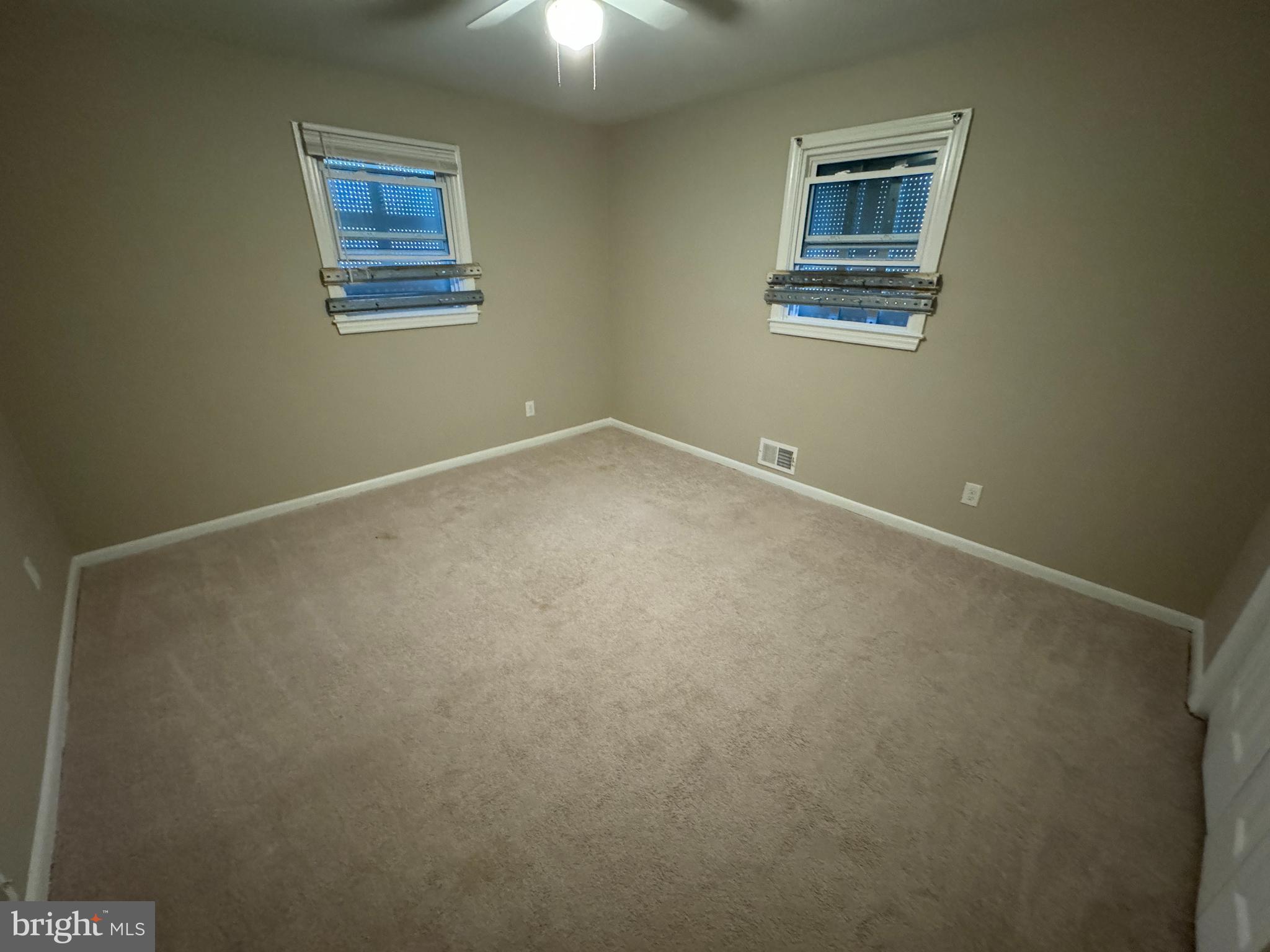 20 Rosedale Avenue Glen Burnie, MD 21061 - Photo 15 of 20 Bedroom