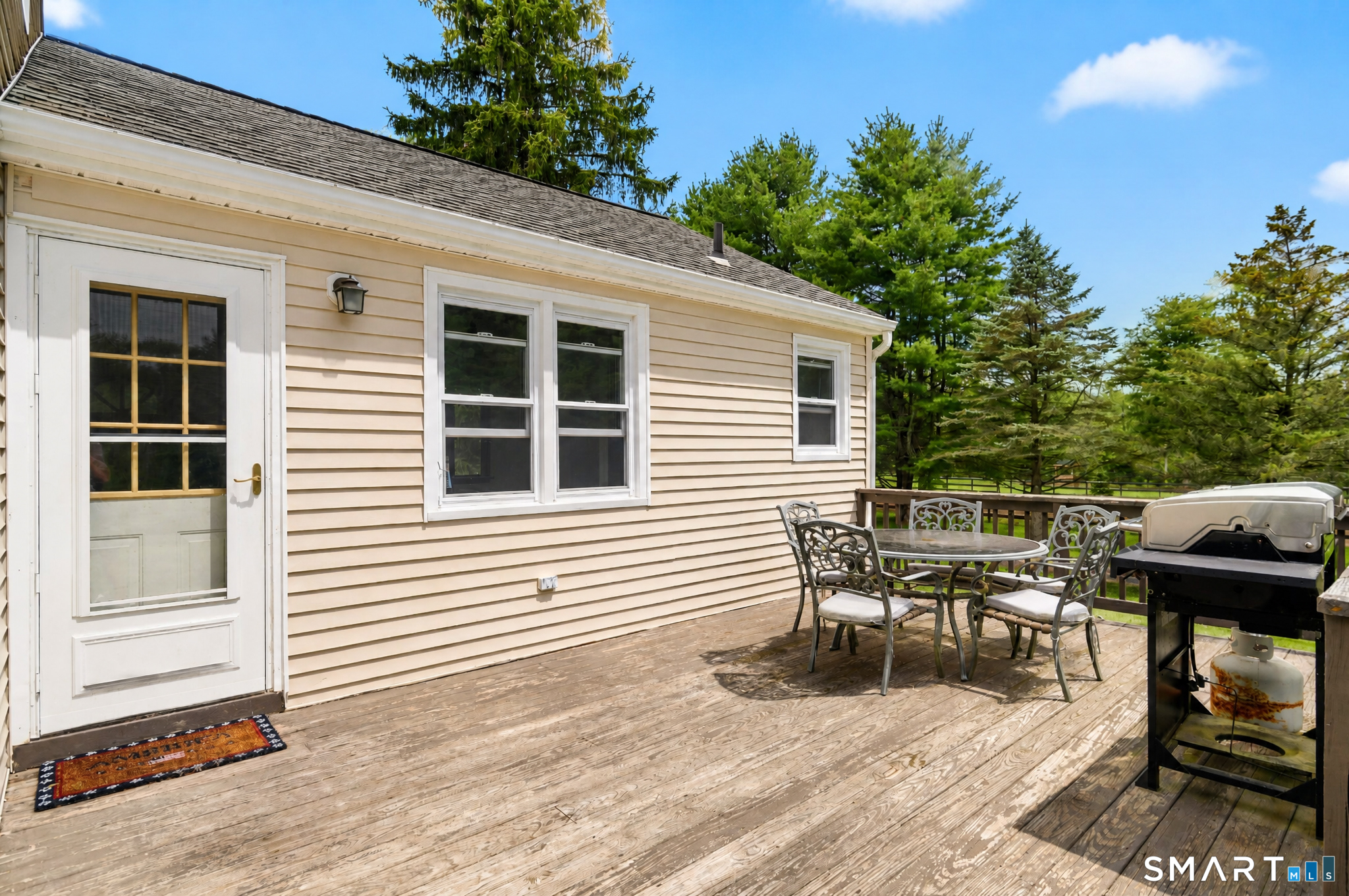 145 Hattertown Road Newtown, CT 06470 - Photo 4 of 23 Gallery Image 4