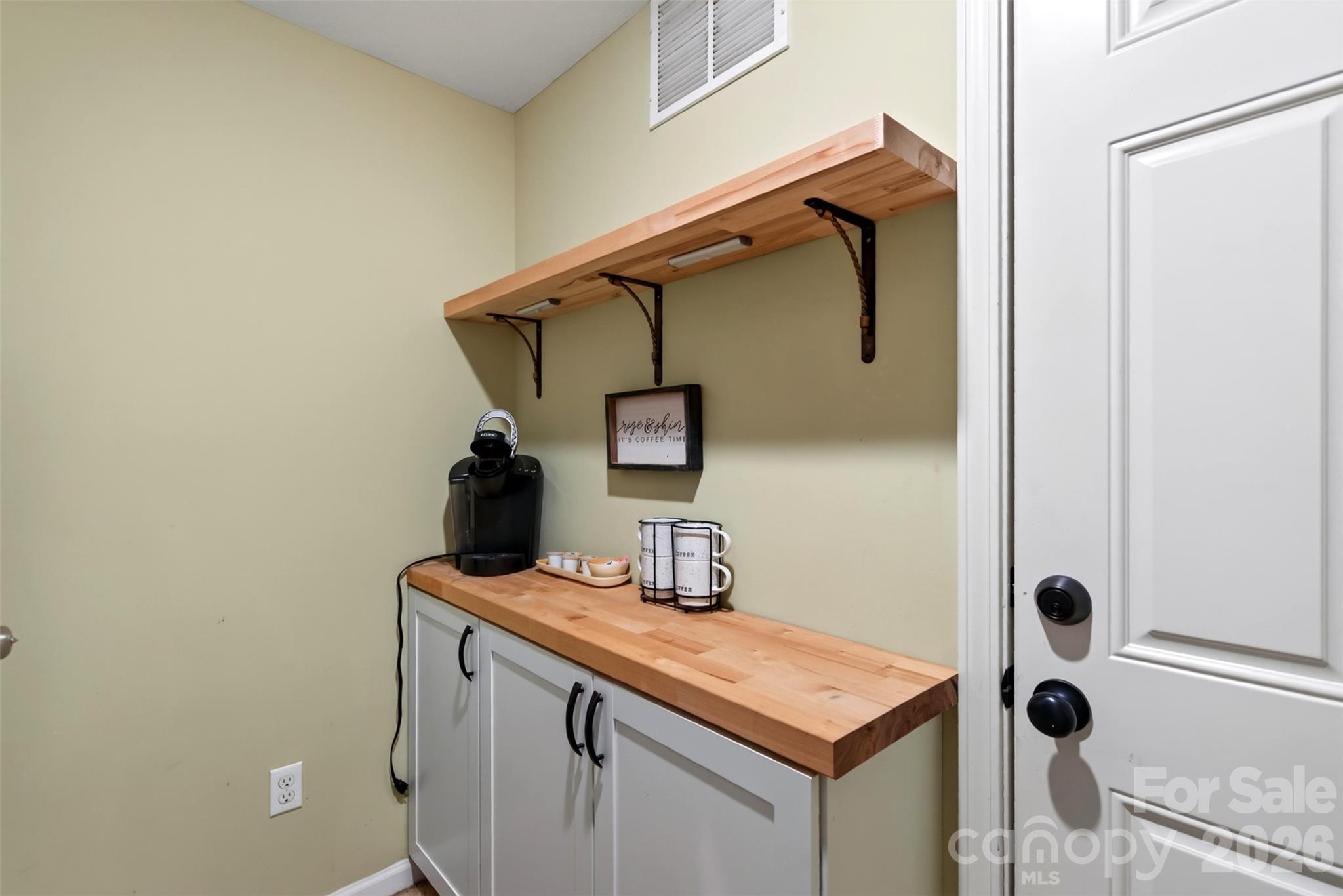 2 Bear Rock Loop Road Hendersonville, NC 28739 - Photo 20 of 30 Gallery Image 20