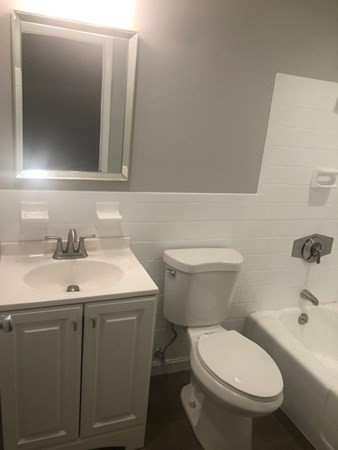 597 Old Warren Road Swansea, MA 02777 - Photo 8 of 16 Gallery Image 8