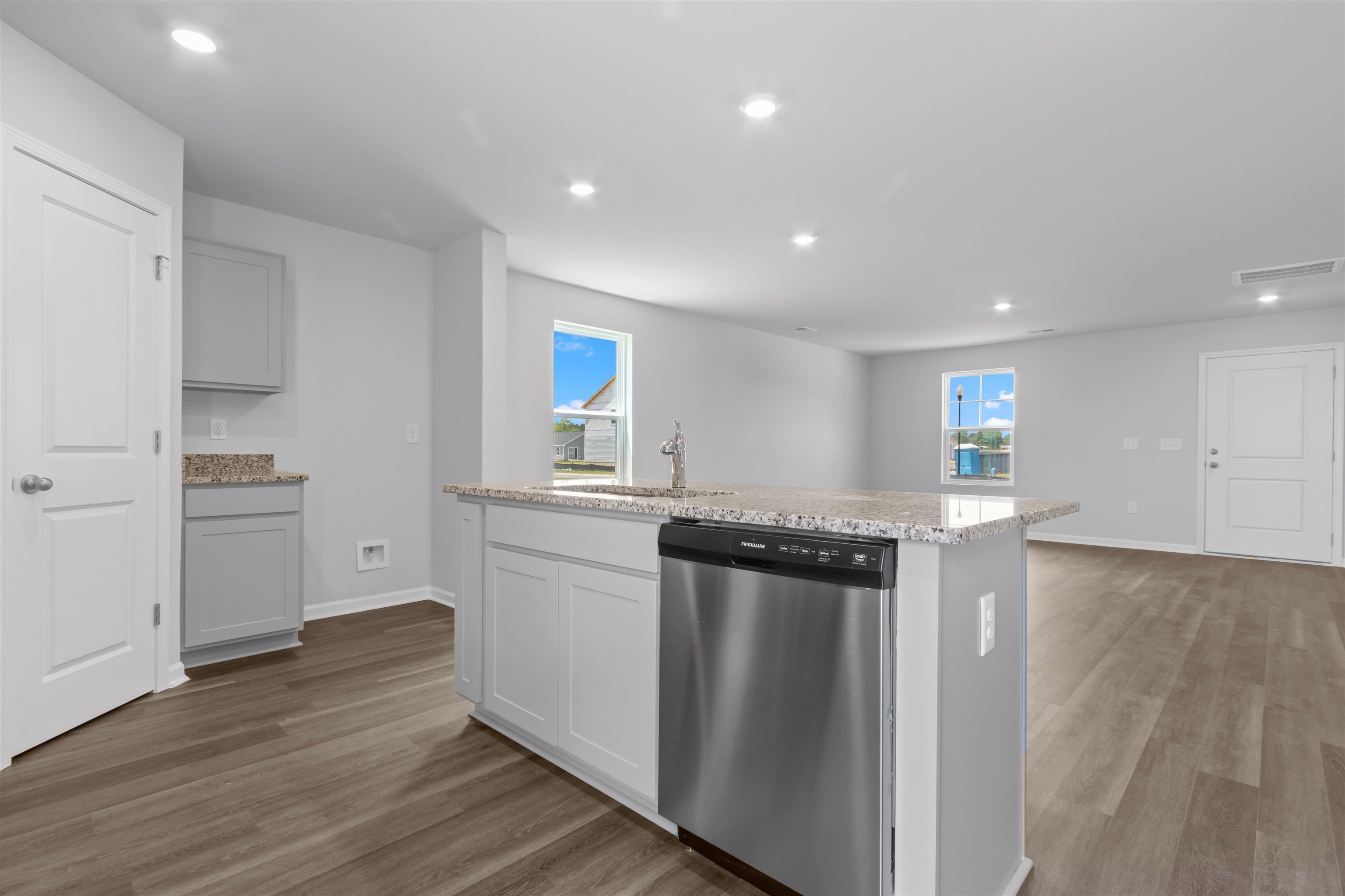 1016 Cherrystone Loop Conway, SC 29526 - Photo 4 of 38