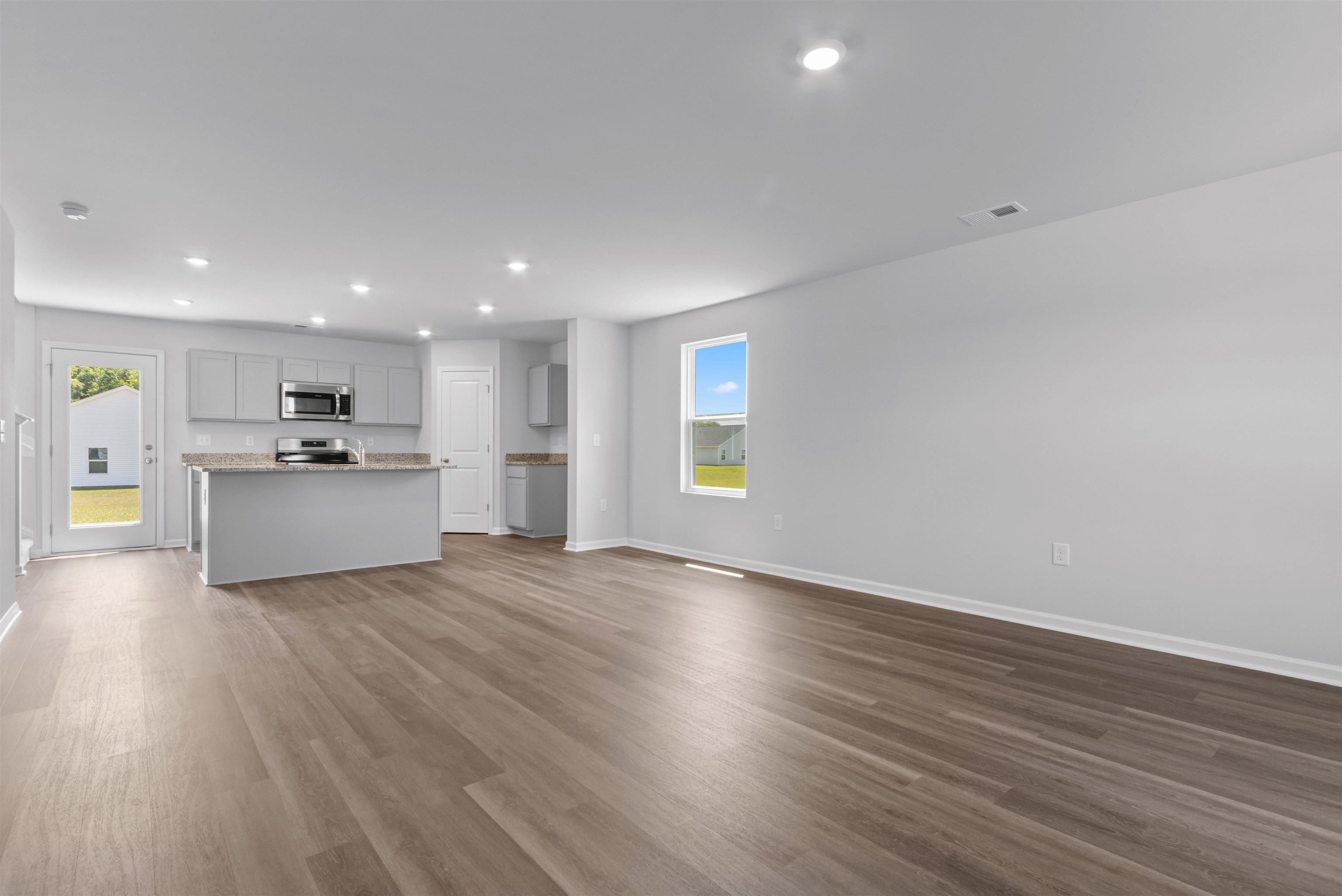 1016 Cherrystone Loop Conway, SC 29526 - Photo 7 of 38